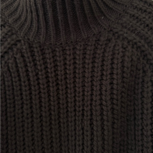 H&M Brown Chunky Knit Cropped Sweater - Picture 4 of 4
